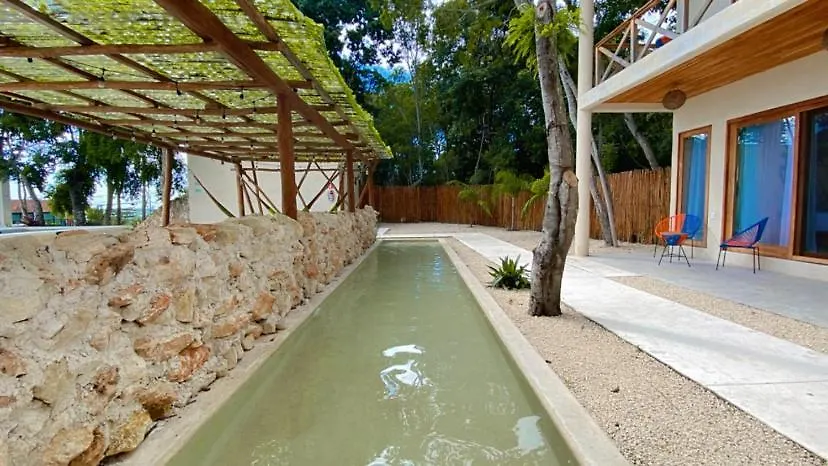 Hotel & Eco Cabanas Azul Maria Bacalar